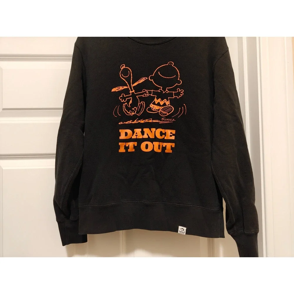 Uniqlo UT Peanuts Snoopy Charlie Brown Dance It Out Sweatshirt Black XS 442118 - Picture 8 of 10